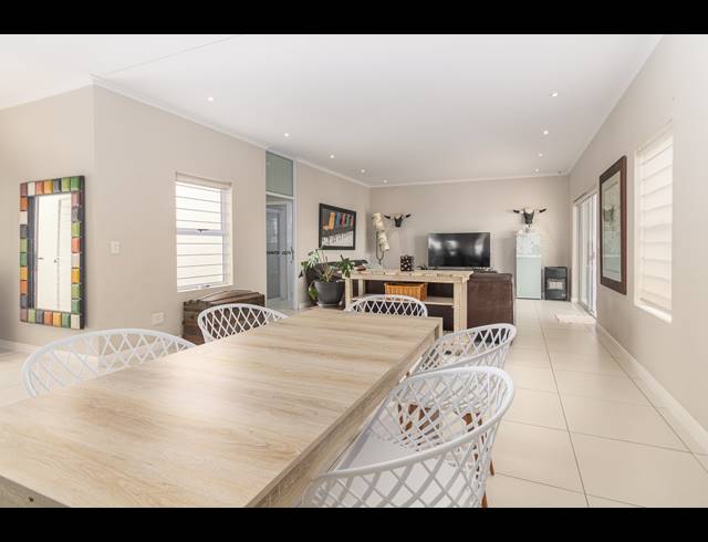 4 BEDROOM FREESTANDING SOLD IN SUNNINGDALE